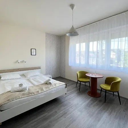 Wolf Panzio מלון Sárvár