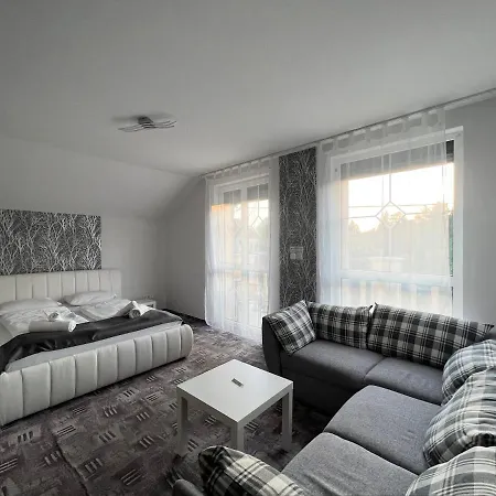 Wolf Panzio 3* Sárvár