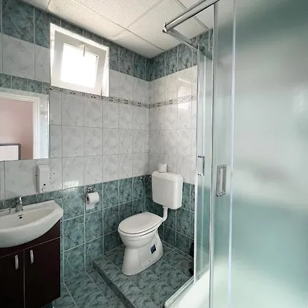 Wolf Panzio מלון