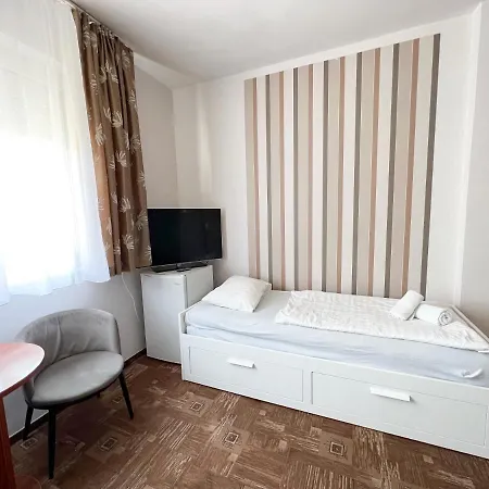 فندق Wolf Panzio Sárvár