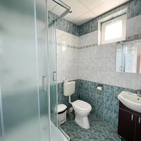 Wolf Panzio فندق 3*