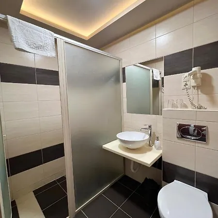 Wolf Panzio Sárvár