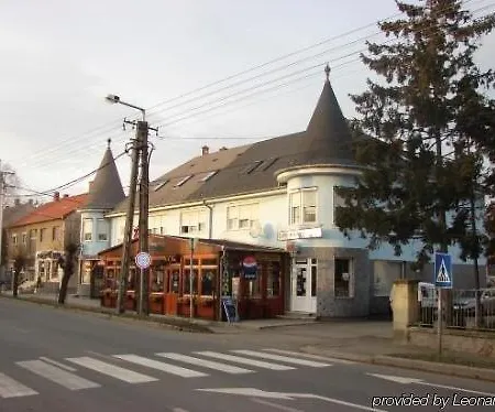 Wolf Panzio Hotel Sárvár